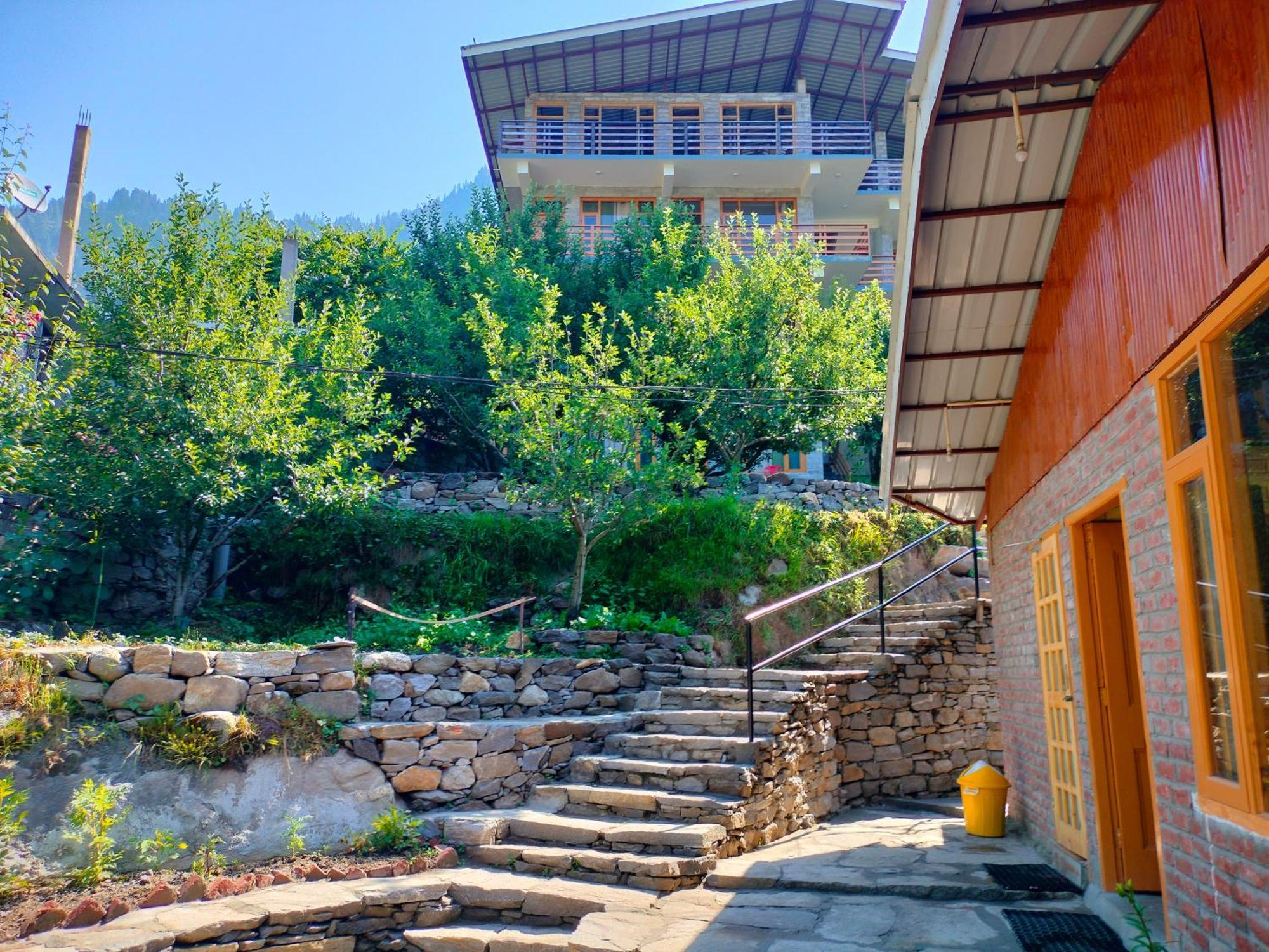 Lotus Retreat Villa Manali  Luaran gambar